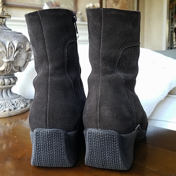 🏷 SOLD OFFLINE 🏷 La Canadienne Felicia boots - Picture 3 of 8